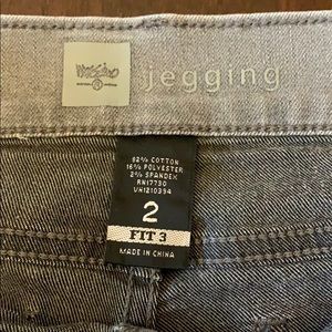 Mossimo Gray Jeggings 🤍